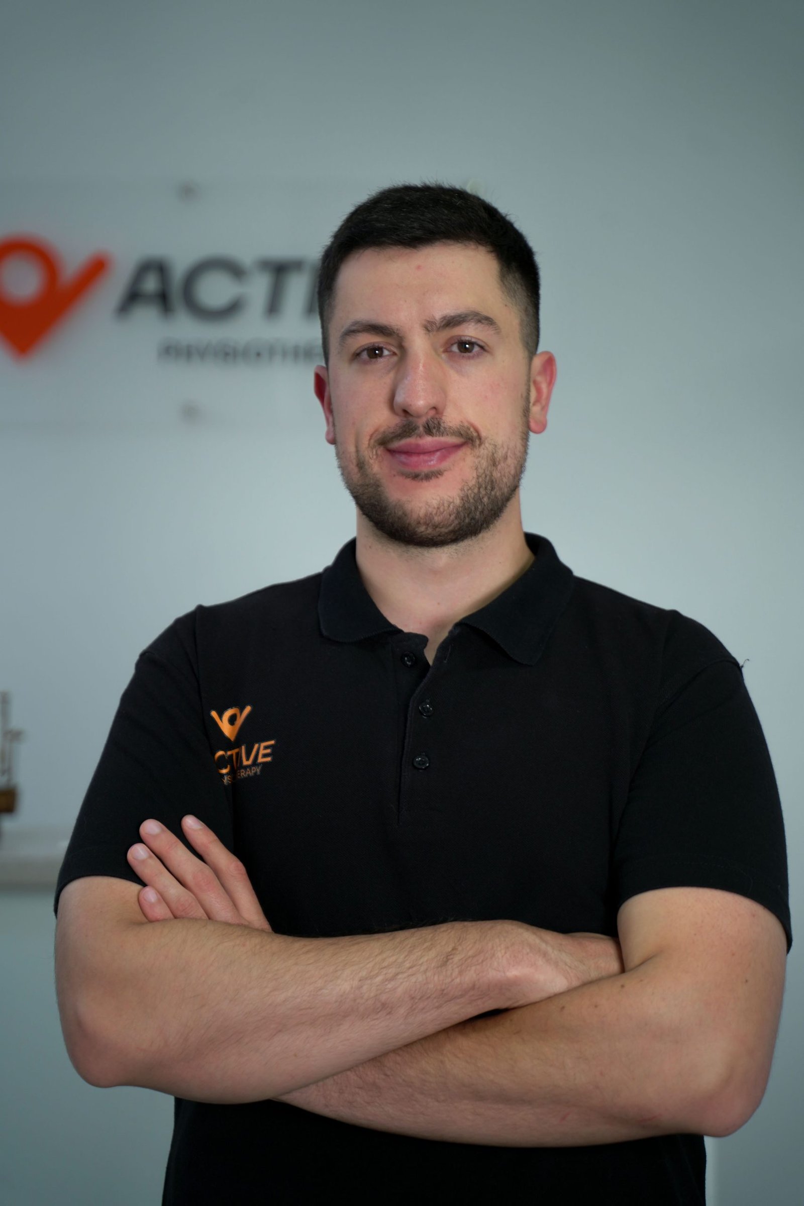 Blend Bytyqi fizioterapist Prishtinë Active Physiotherapy